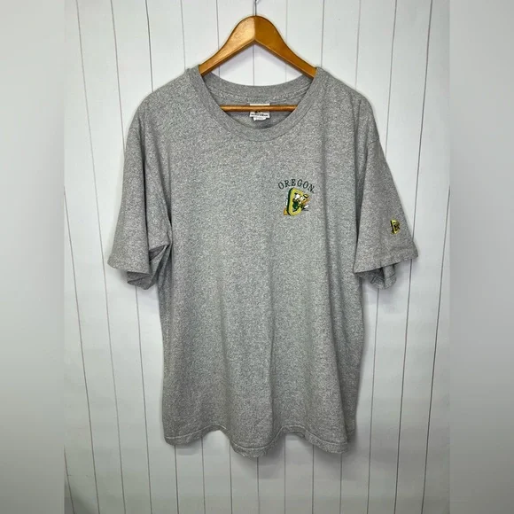 Disney + Oregon Ducks Vintage T-Shirt - XL - Picture 2 of 9